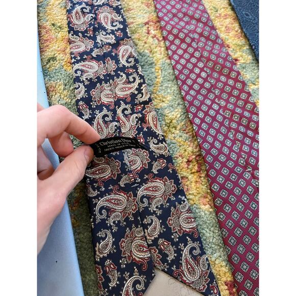 Silk Tie Bundle: Dior, De La Renta, Givenchy, Fendi, Valentino, Lagerfeld - Picture 3 of 13